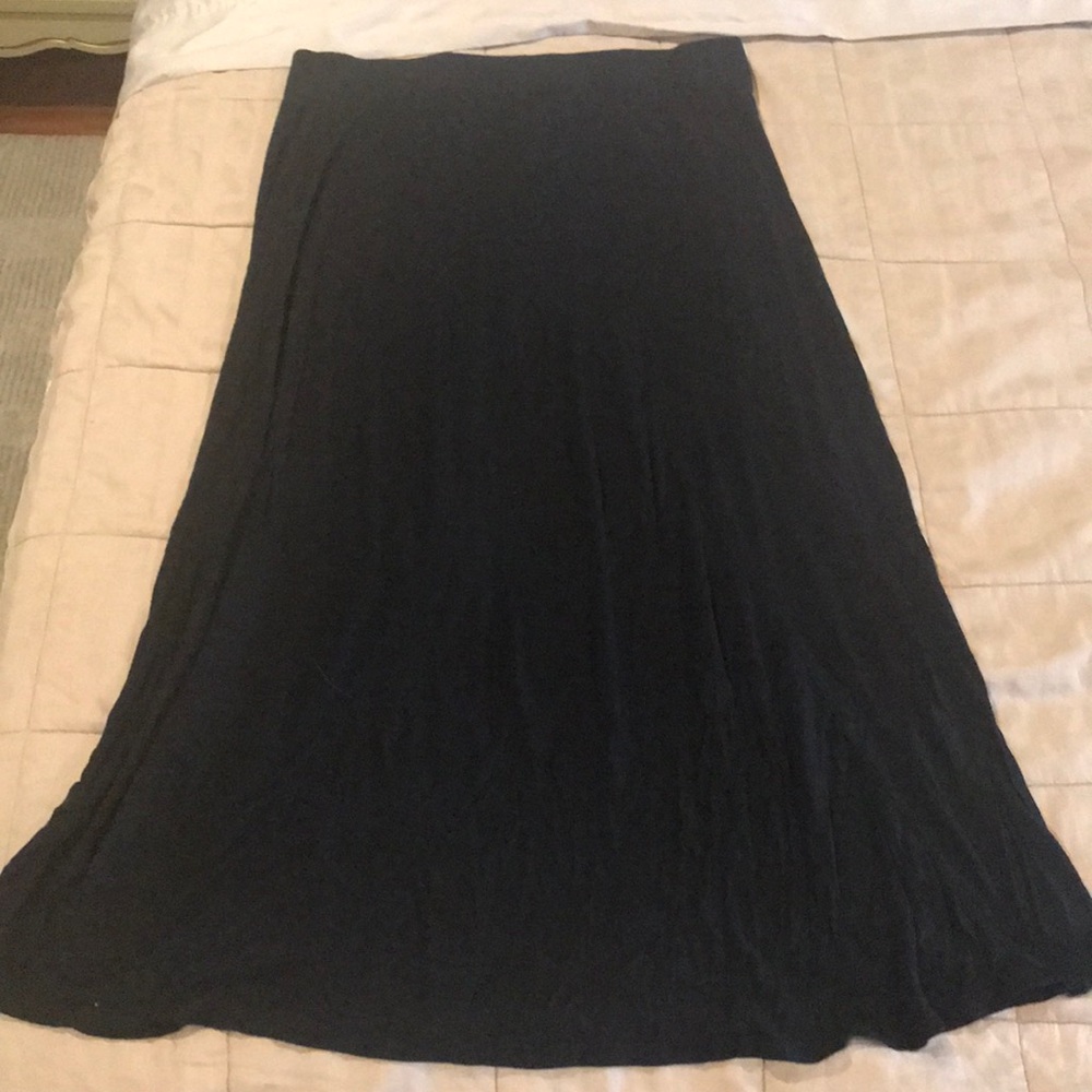 Full length black rayon stretchy skirt